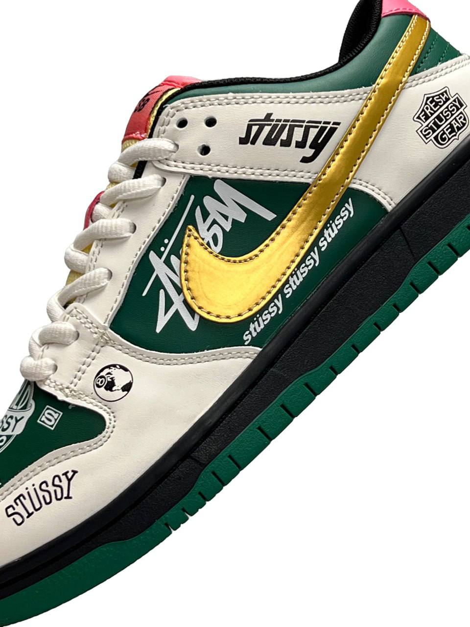 Nike SB Dunk Low x Stussy 572 Green Beige
