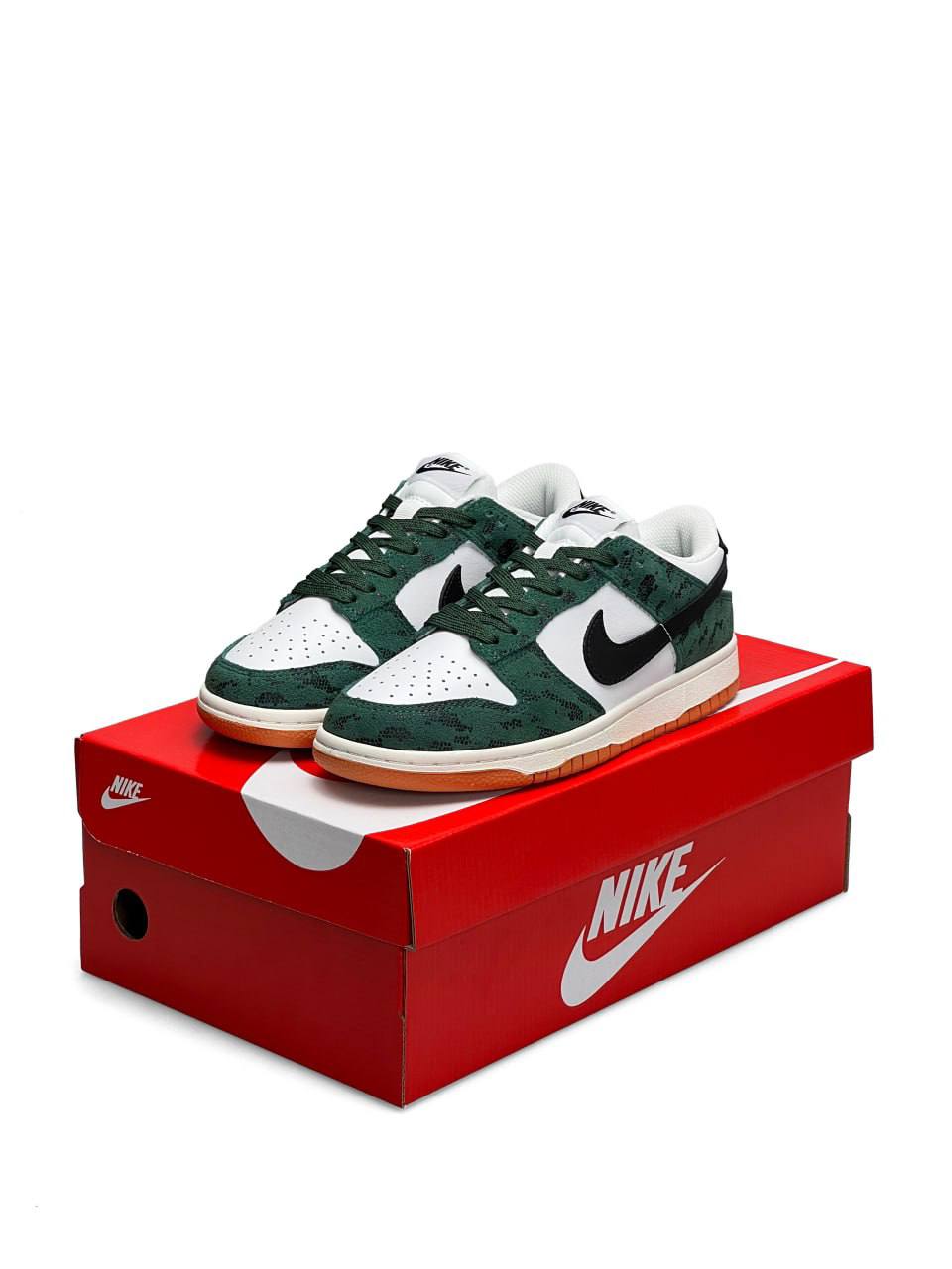 Nike SB Dunk Low Green Snake