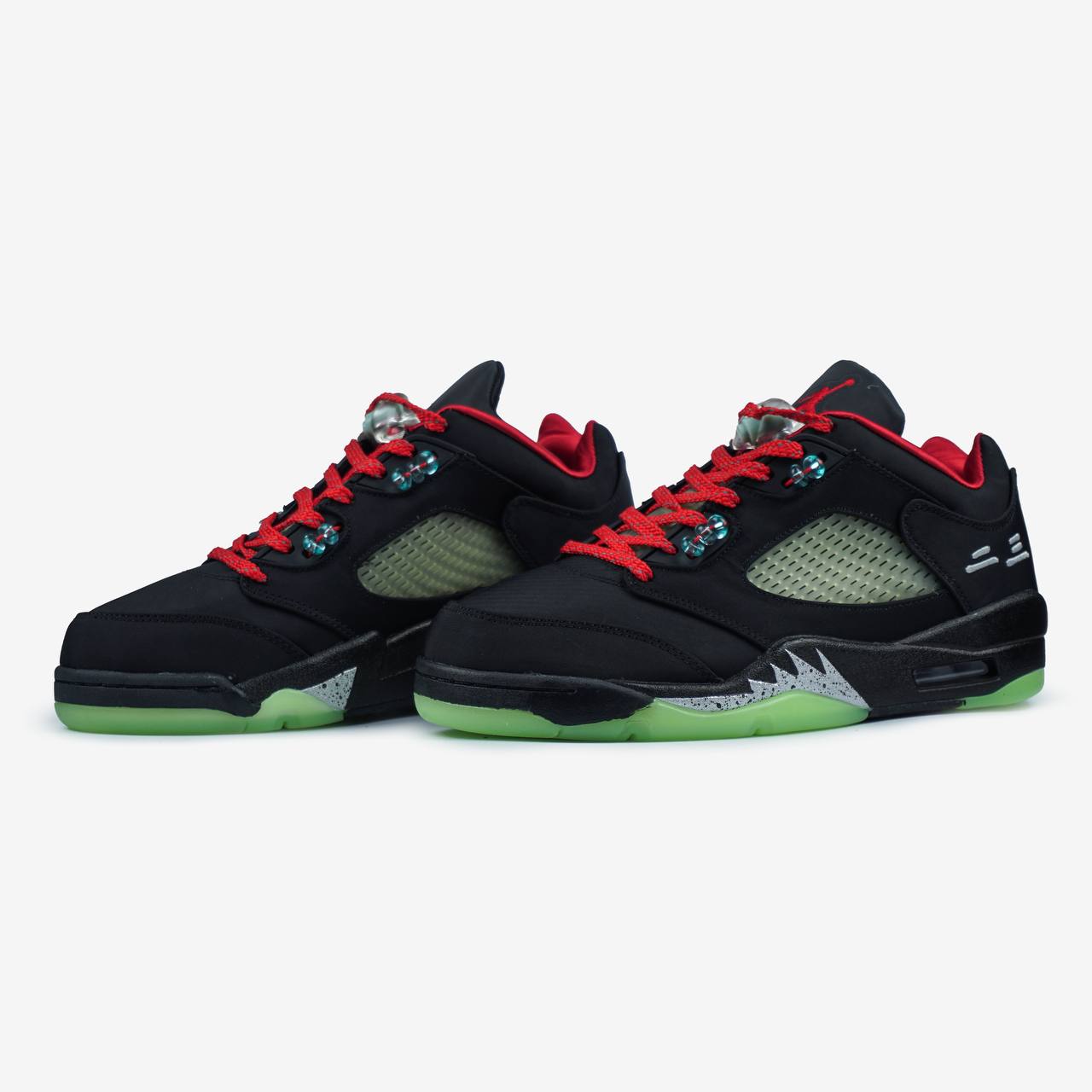 Nike Jordan 5 Retro Low SP x CLOT
