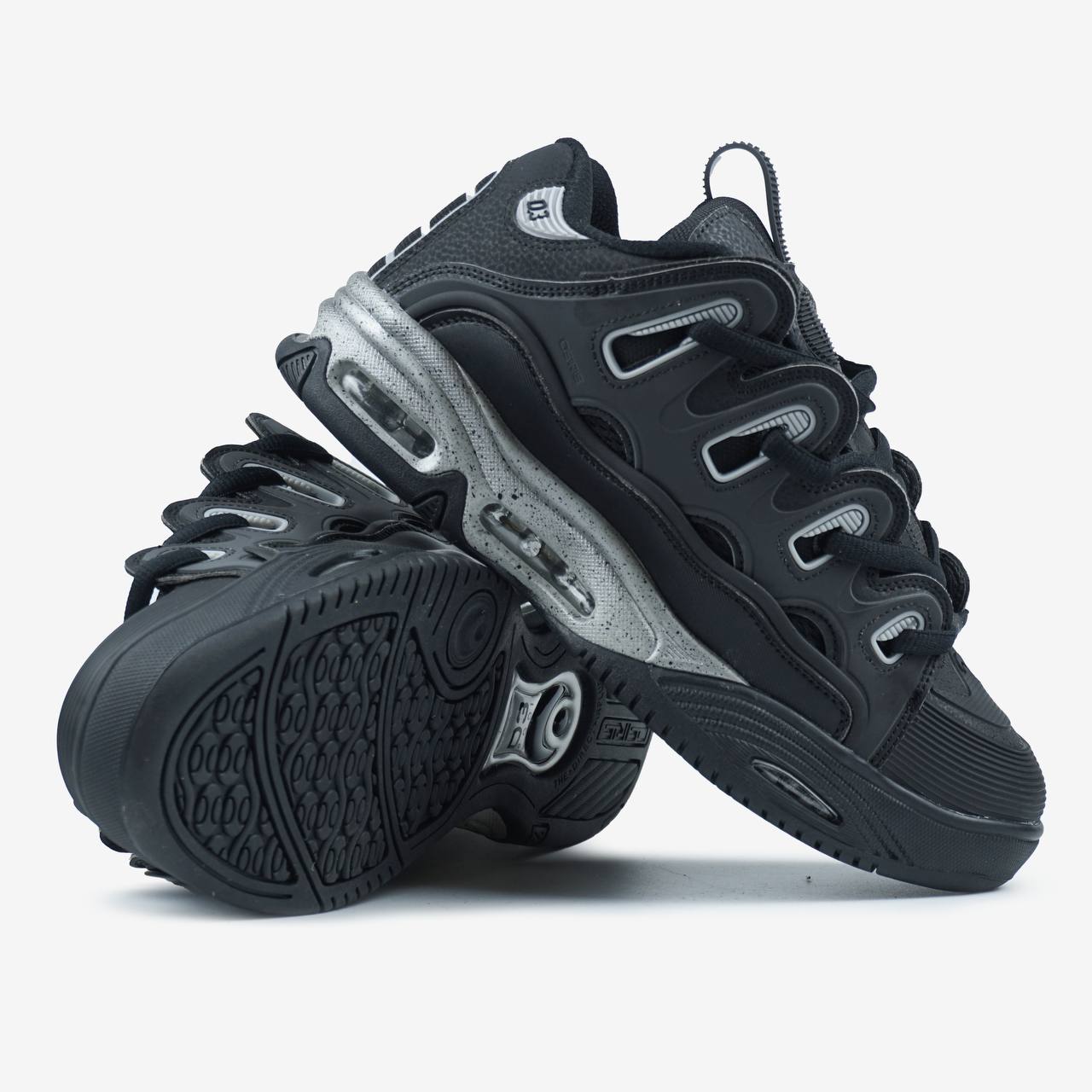 Osiris D3 Black Grey