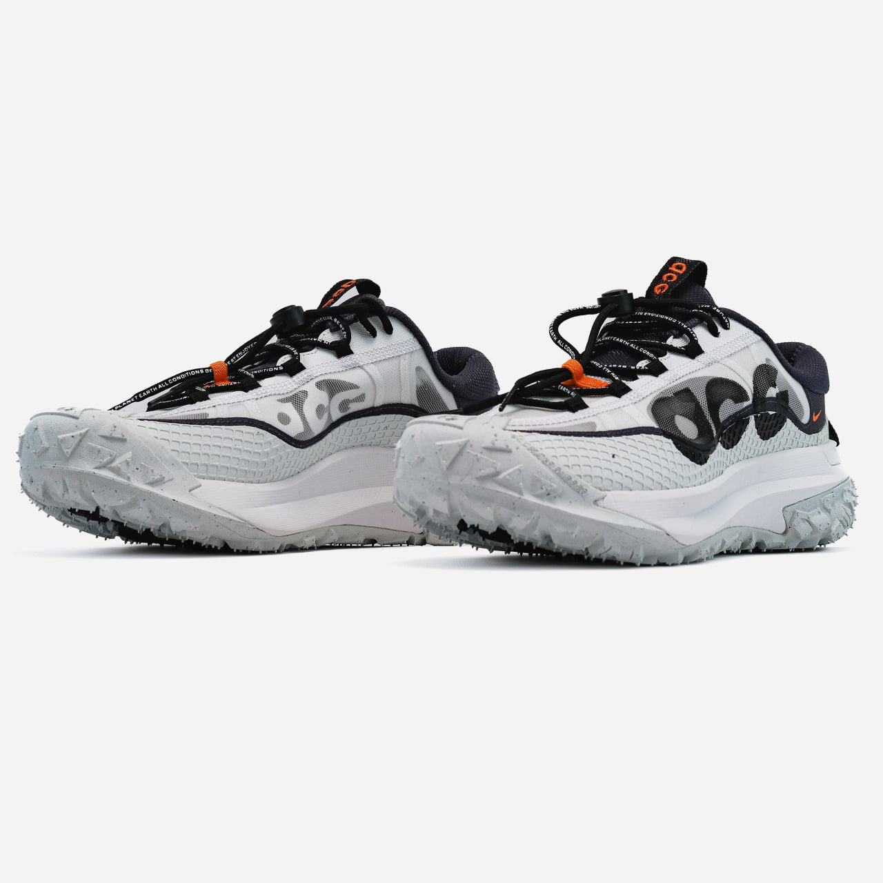 Nike ACG Mountain Fly Low 2 White II