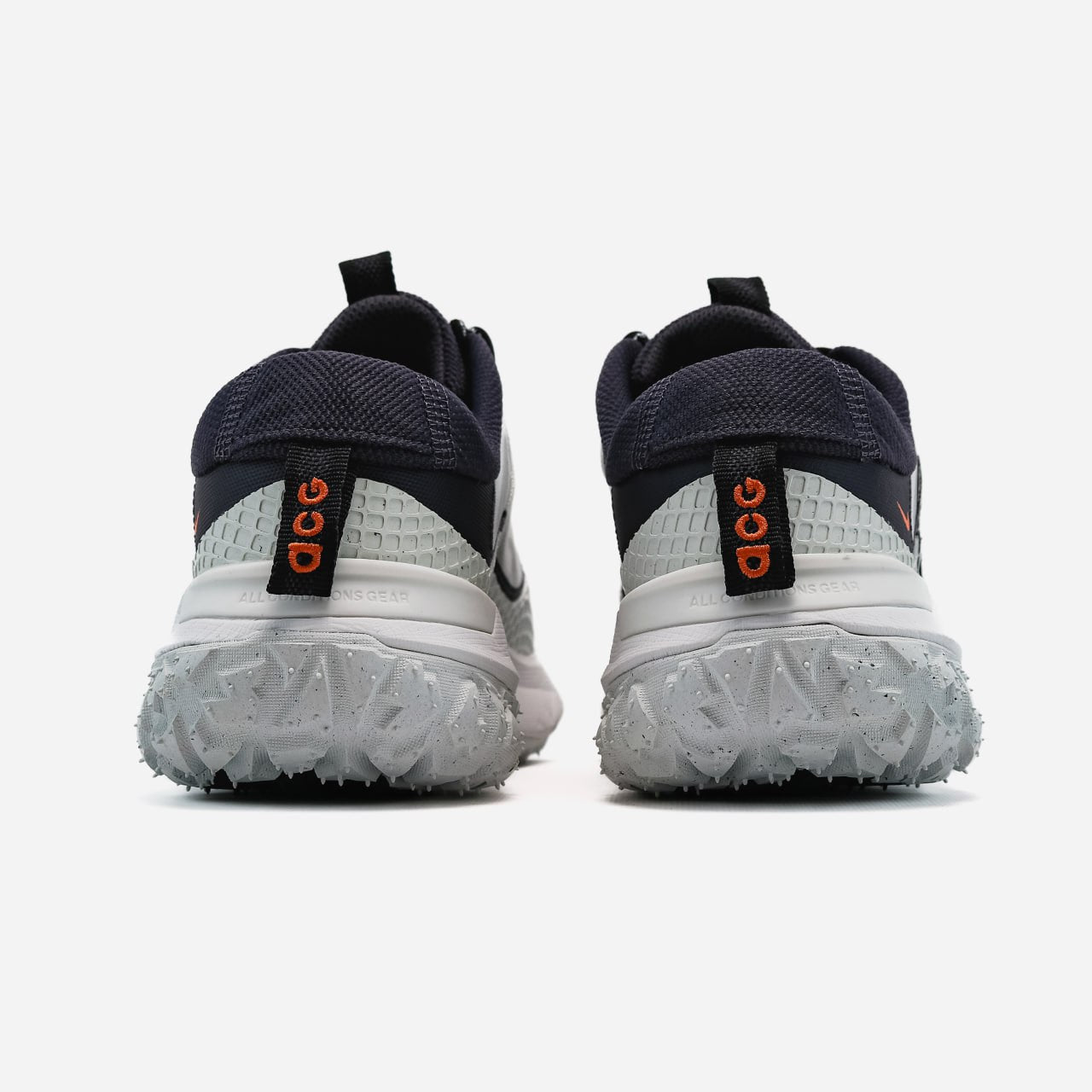 Nike ACG Mountain Fly Low 2 White II