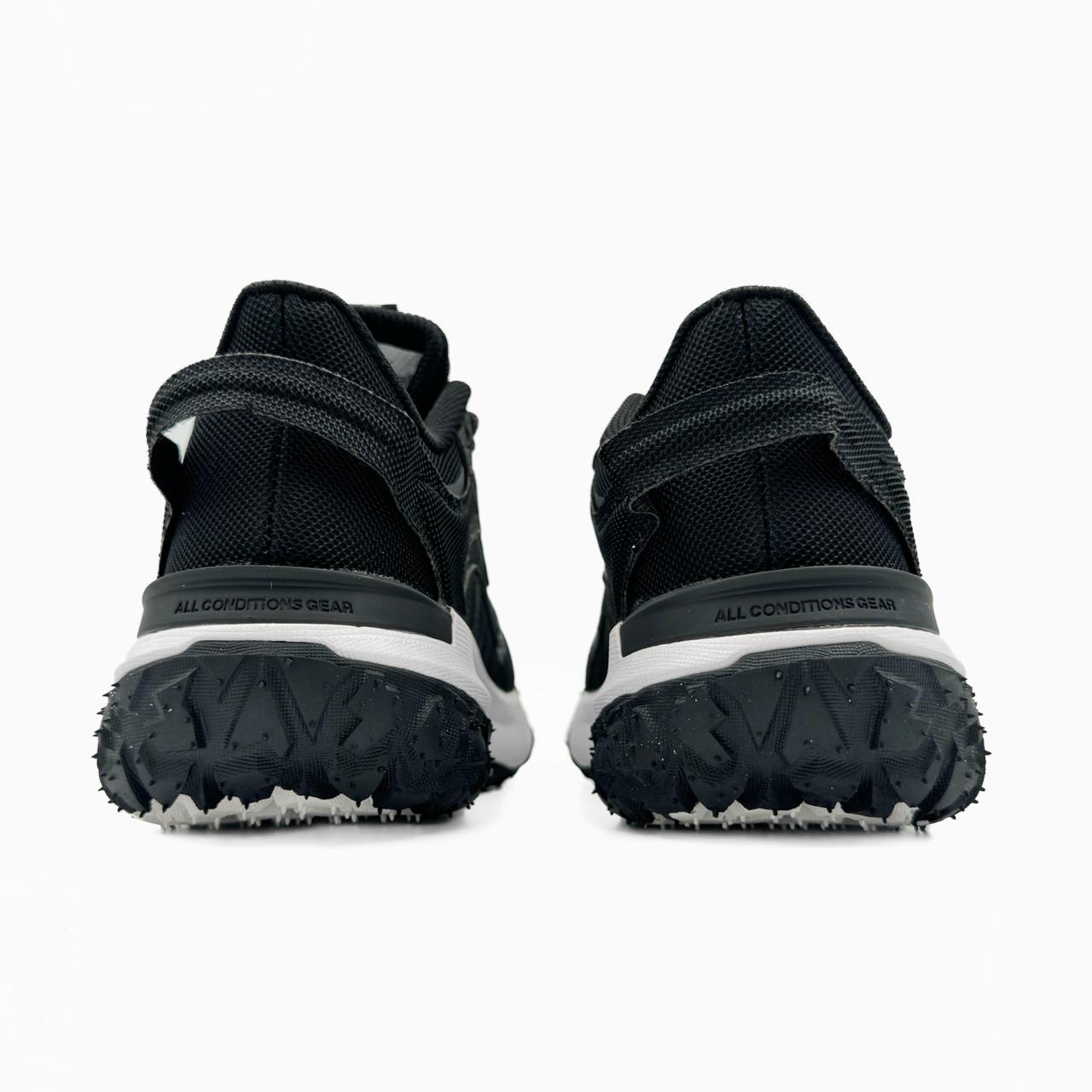 Nike ACG Mountain Fly Black White II