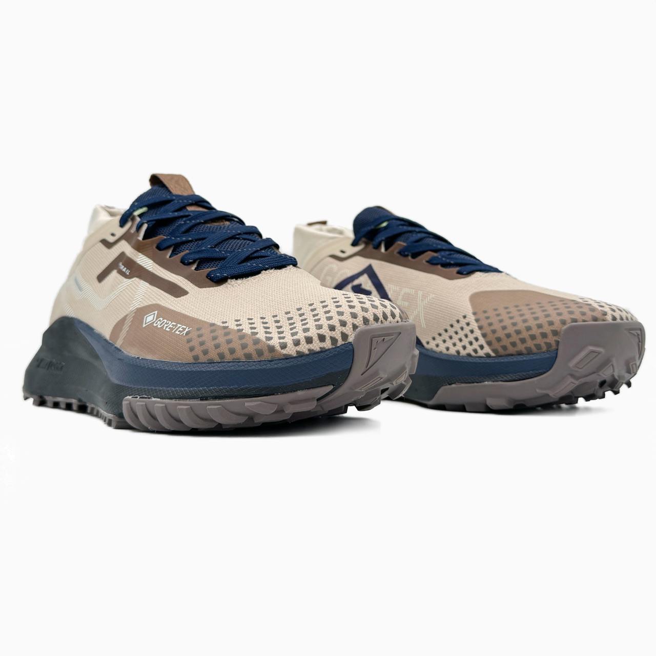 Nike React Pegasus Trail 4 Gore-Tex Beige