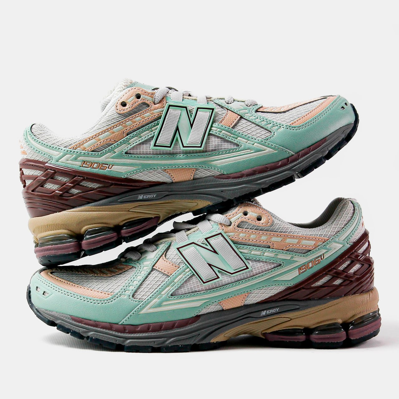 New Balance 1906U Green Red Grey / Clay Ash Licorice