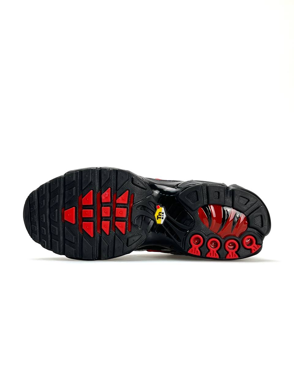Nike Air Max Tn Plus Silver Red Logo