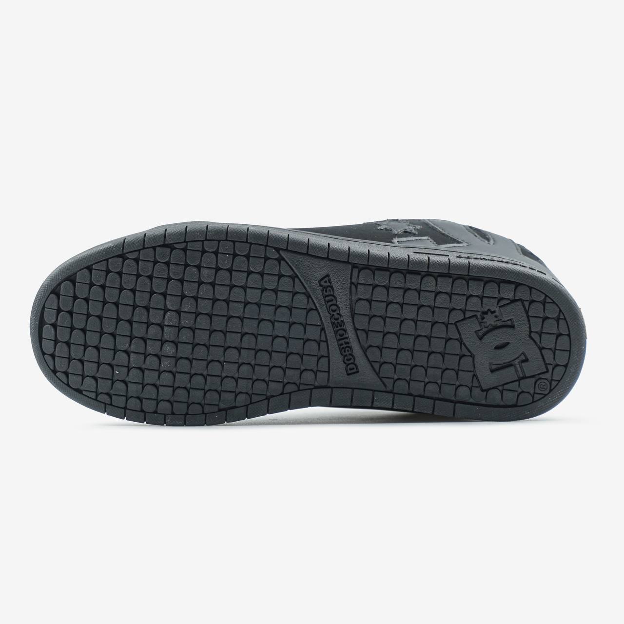 DC Court Graffik All Black