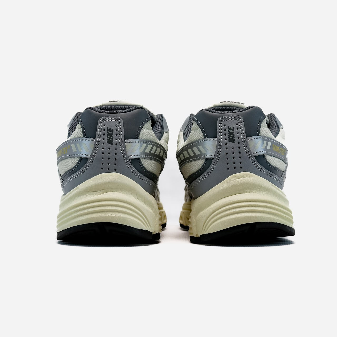Nike Initiator Termo Gore-Tex Beige Grey