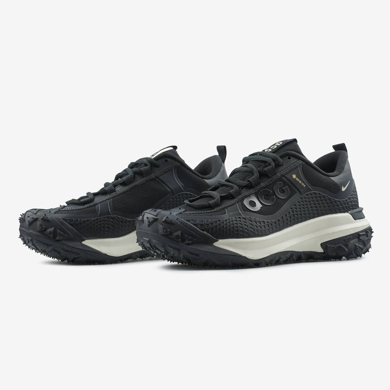 Nike ACG Mountain Fly GORE-TEX White Black