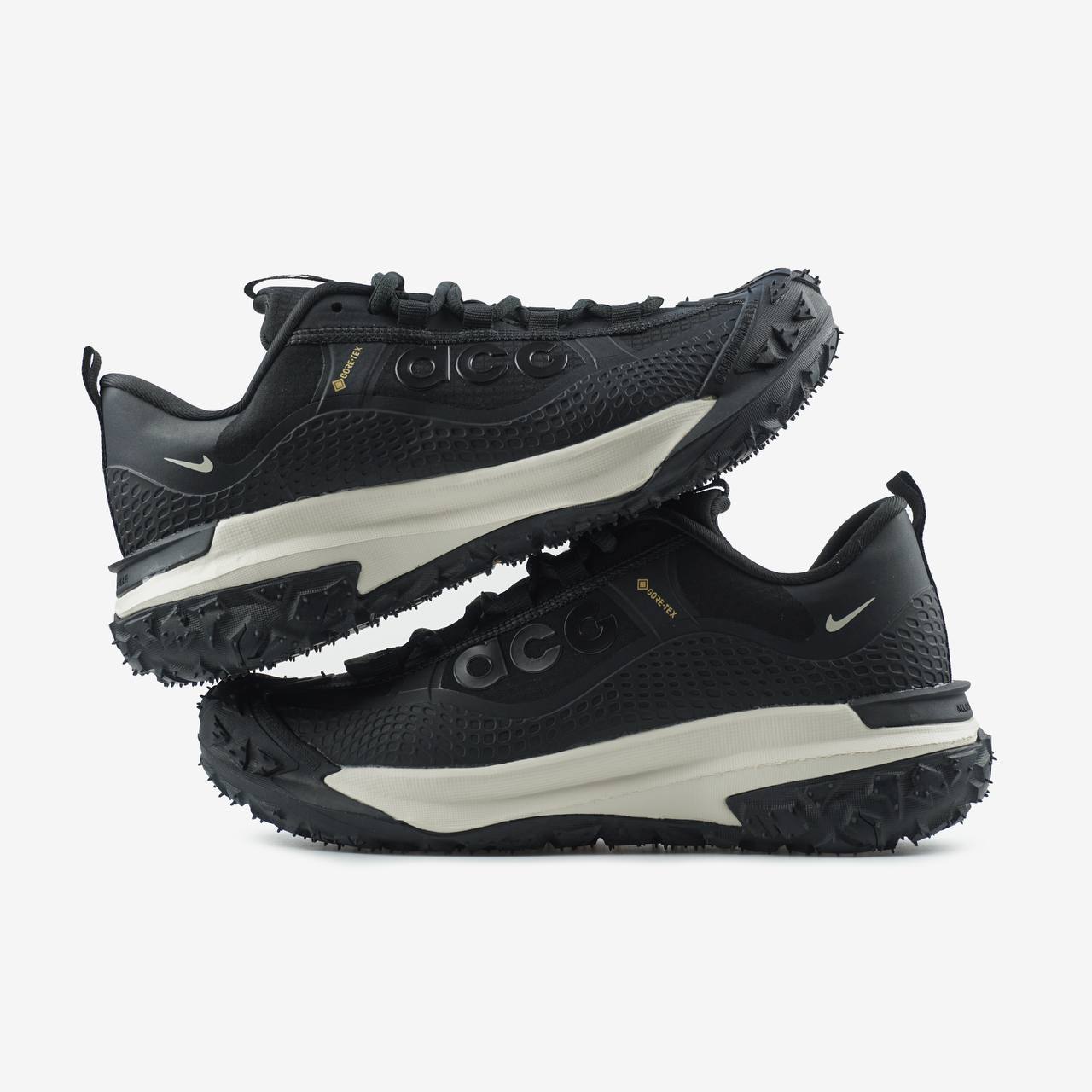 Nike ACG Mountain Fly GORE-TEX White Black