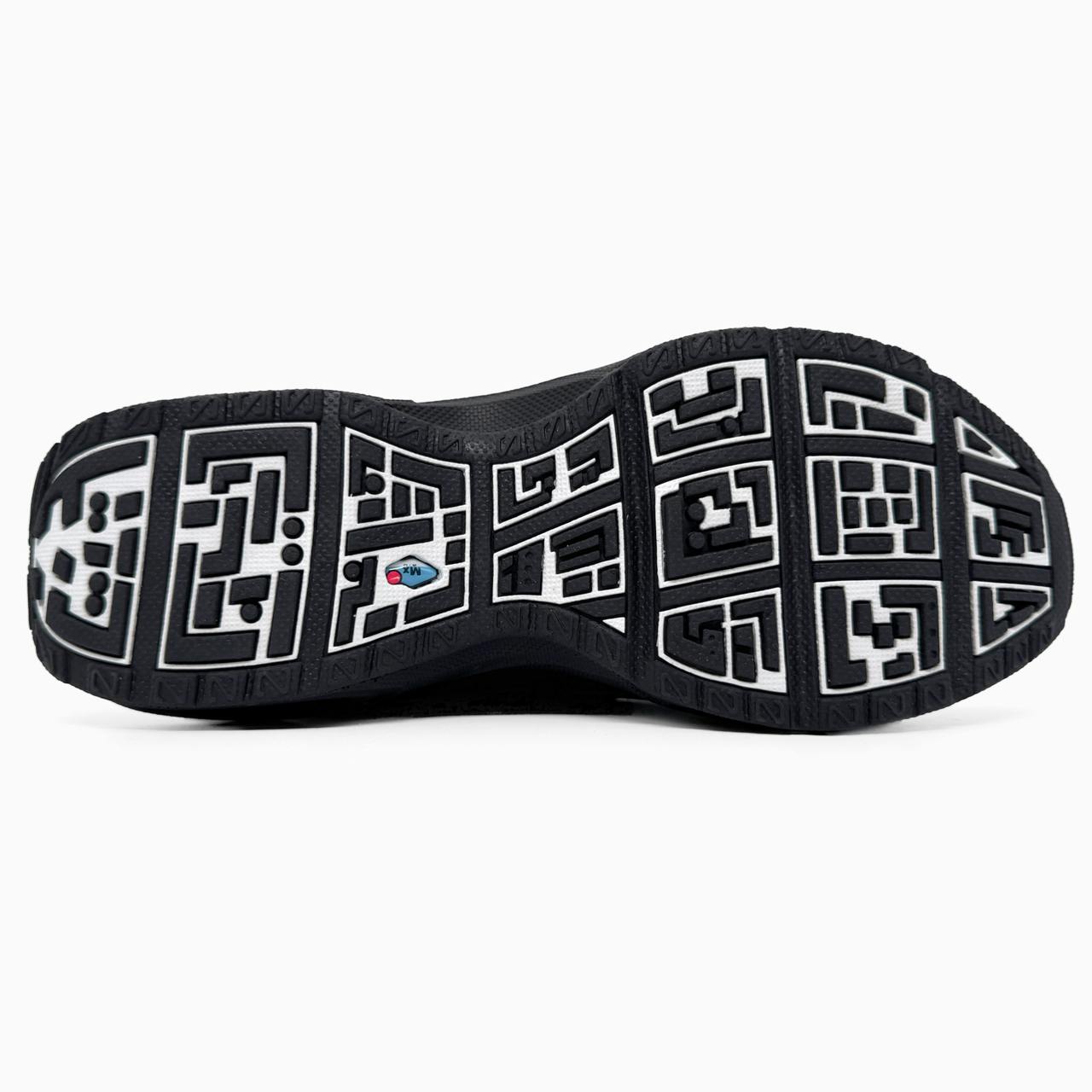 Nike Air Max SNDR Black White Dot