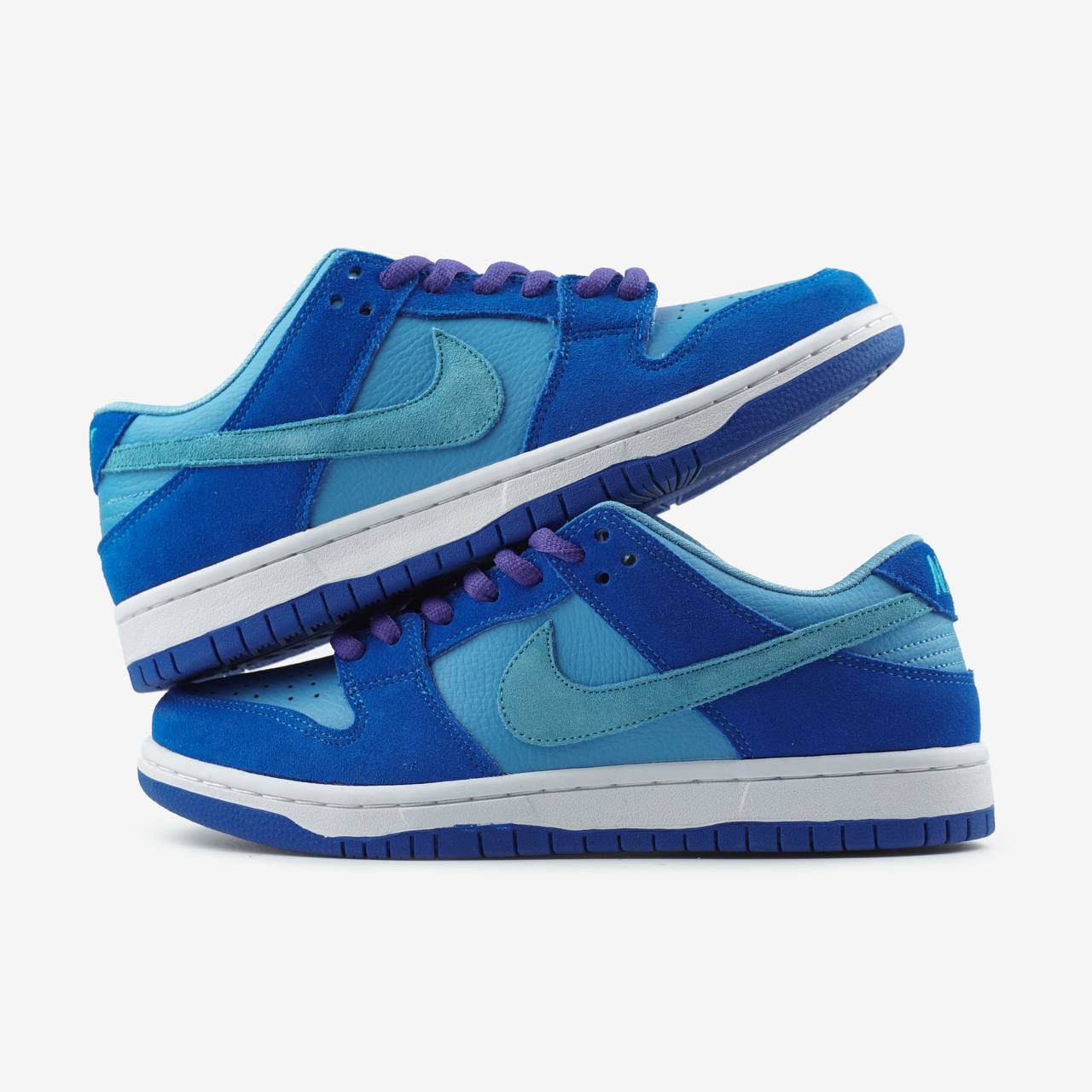 Nike SB Dunk Raspberry Blue