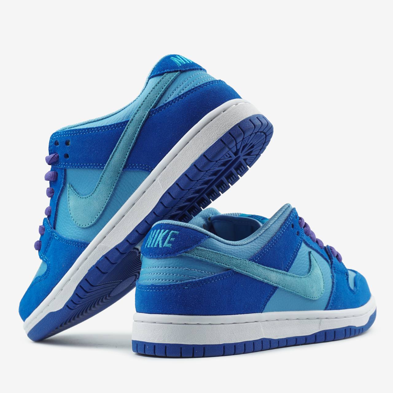 Nike SB Dunk Raspberry Blue