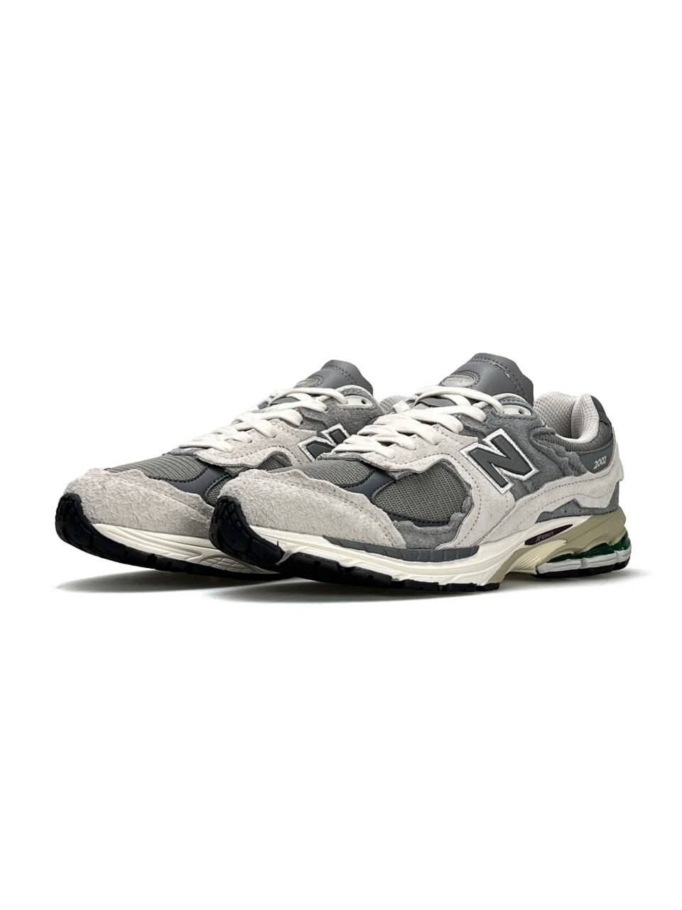 New Balance 2002R Light Grey Green
