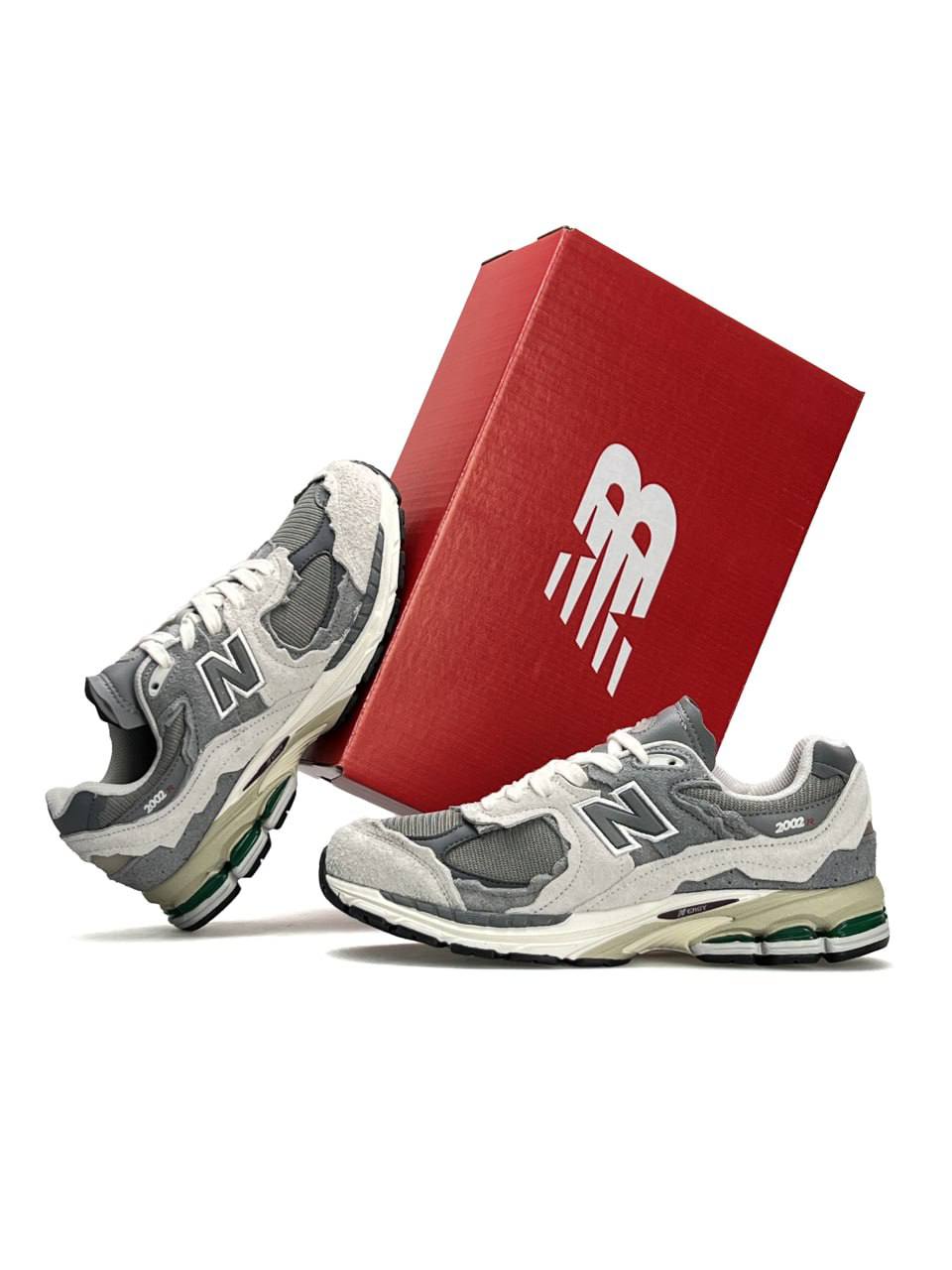 New Balance 2002R Light Grey Green