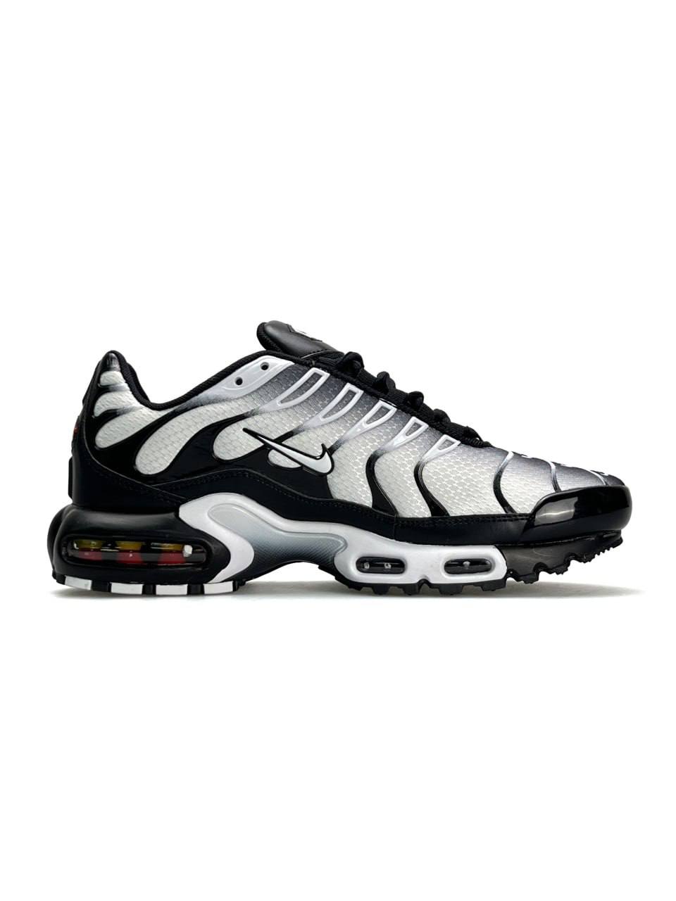 Nike Air Max Plus White Black Gradient