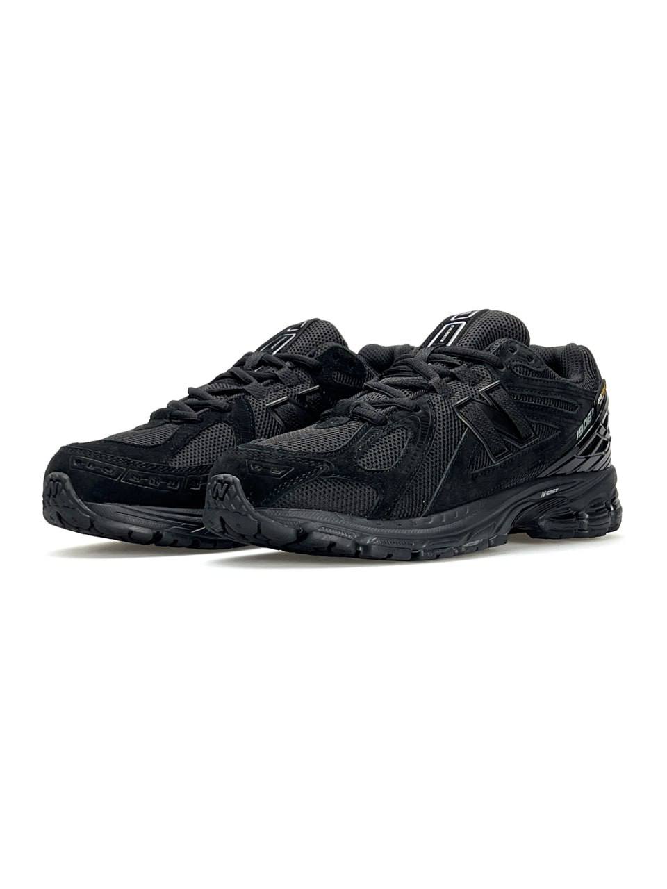 New Balance 1906R New All Black