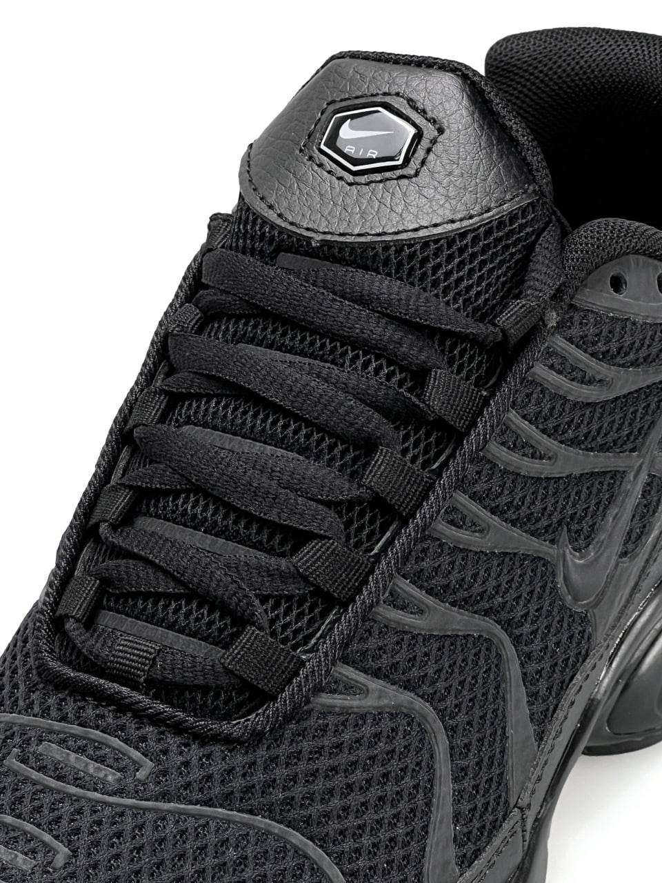 Nike Air Max Plus New Reflektive All Black