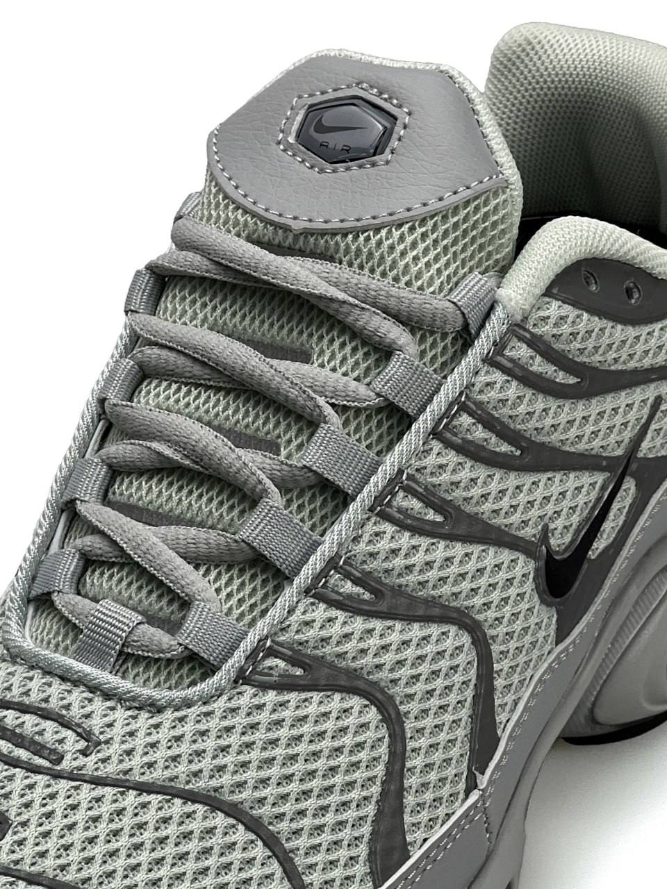 Nike Air Max Plus New Reflektive Grey