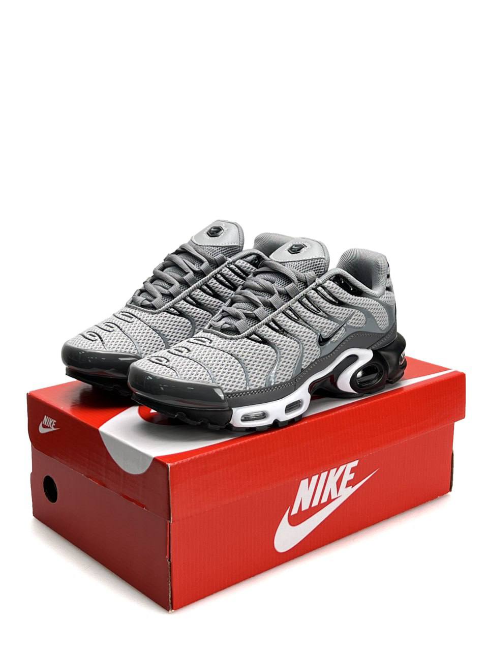 Nike Air Max Plus New Grey