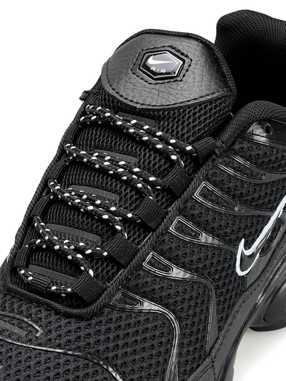 Nike Air Max Plus New Black White