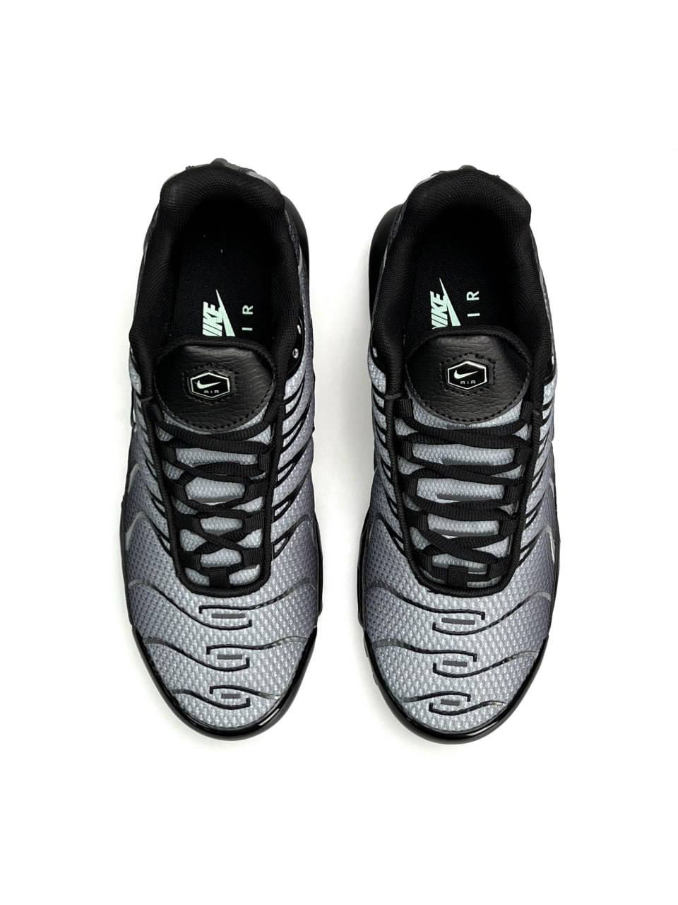 Nike Air Max Plus New Black Grey Silver