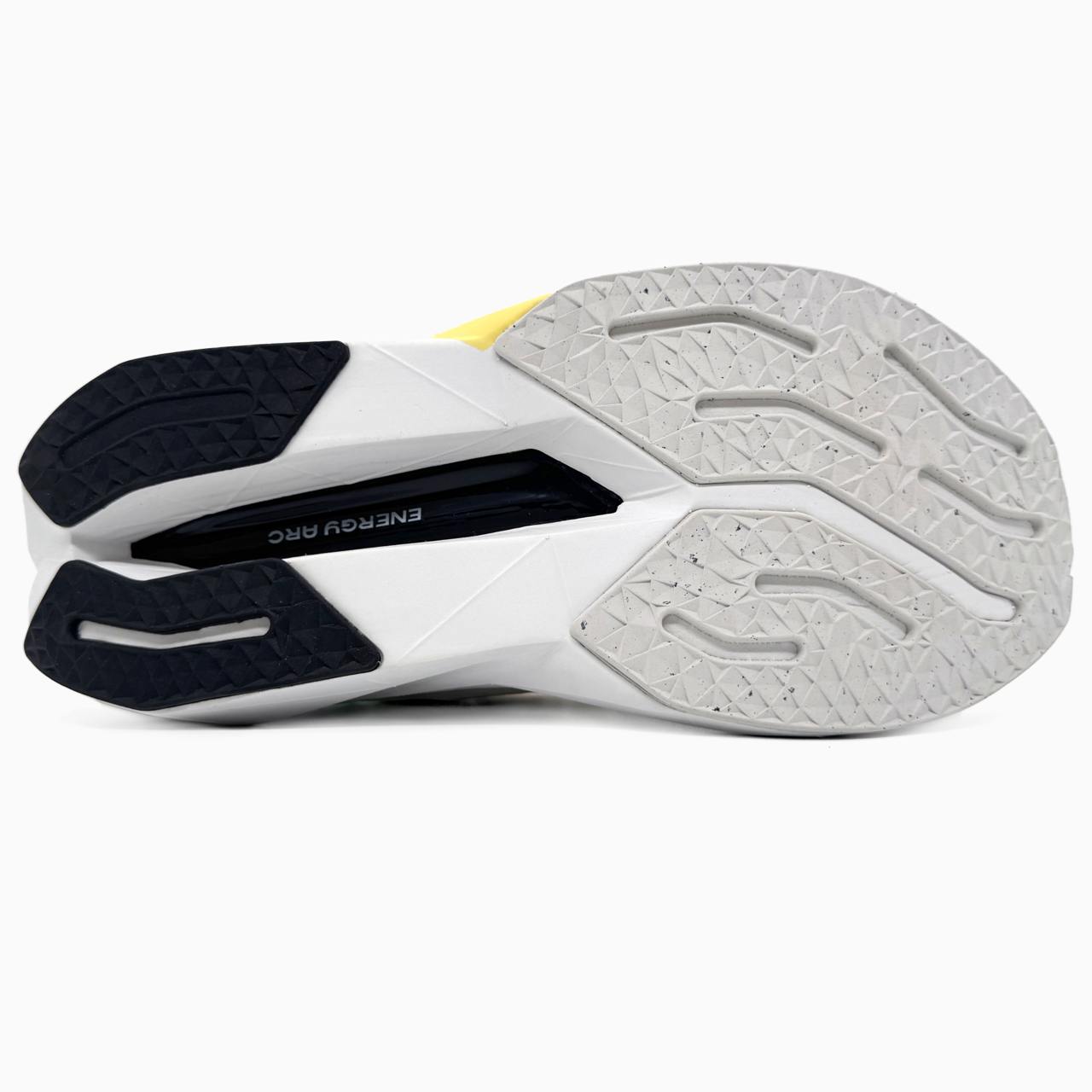 New Balance FuelCell Supercomp Elite V4 White