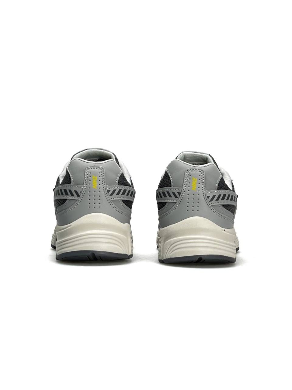 Nike Initiator Grey