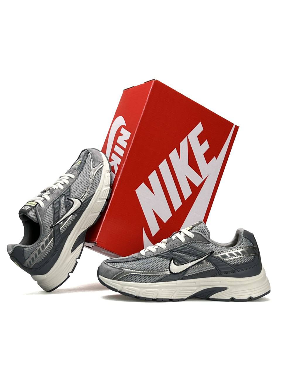 Nike Initiator Grey Silver