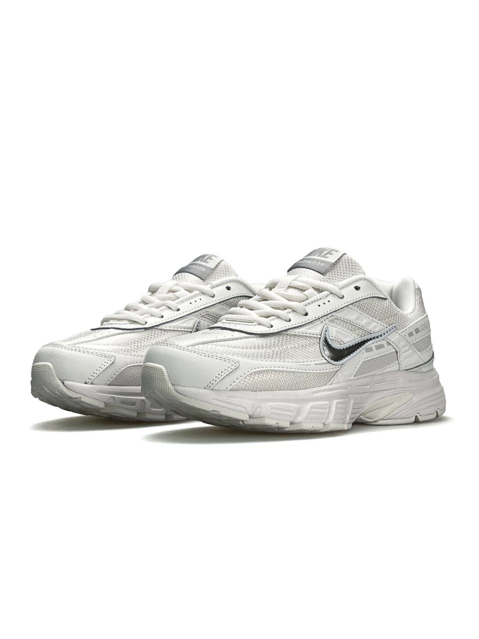 Nike Initiator All White