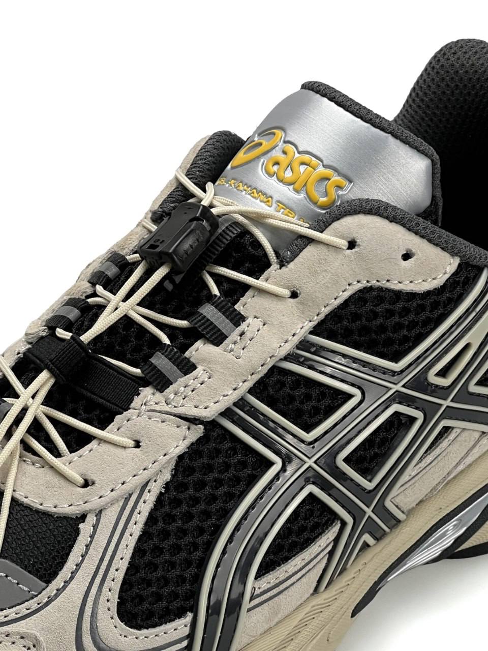 ASICS Gel-Kahana TR V4 Beige Black