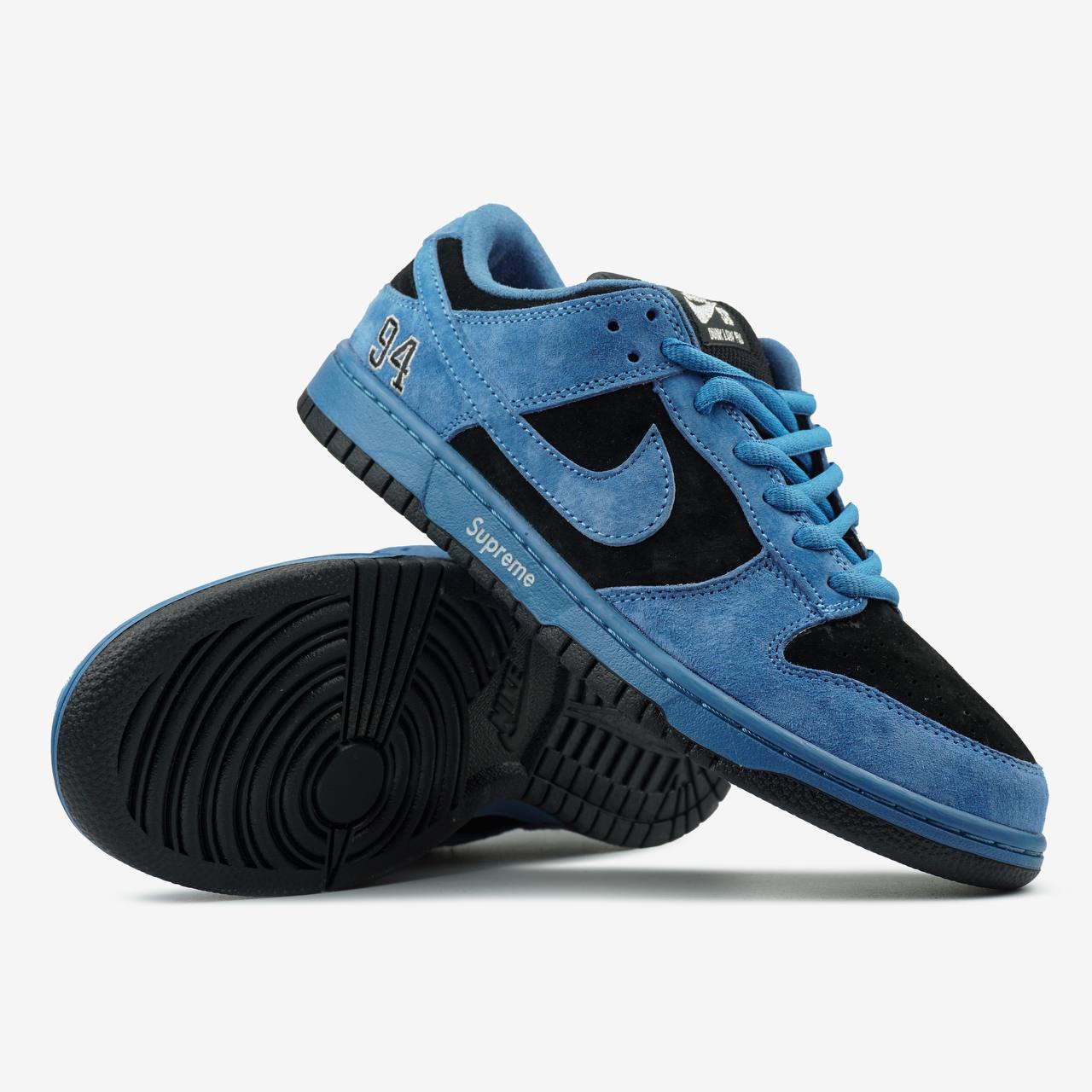 Nike SB Dunk x Supreme Low Ocean Fog