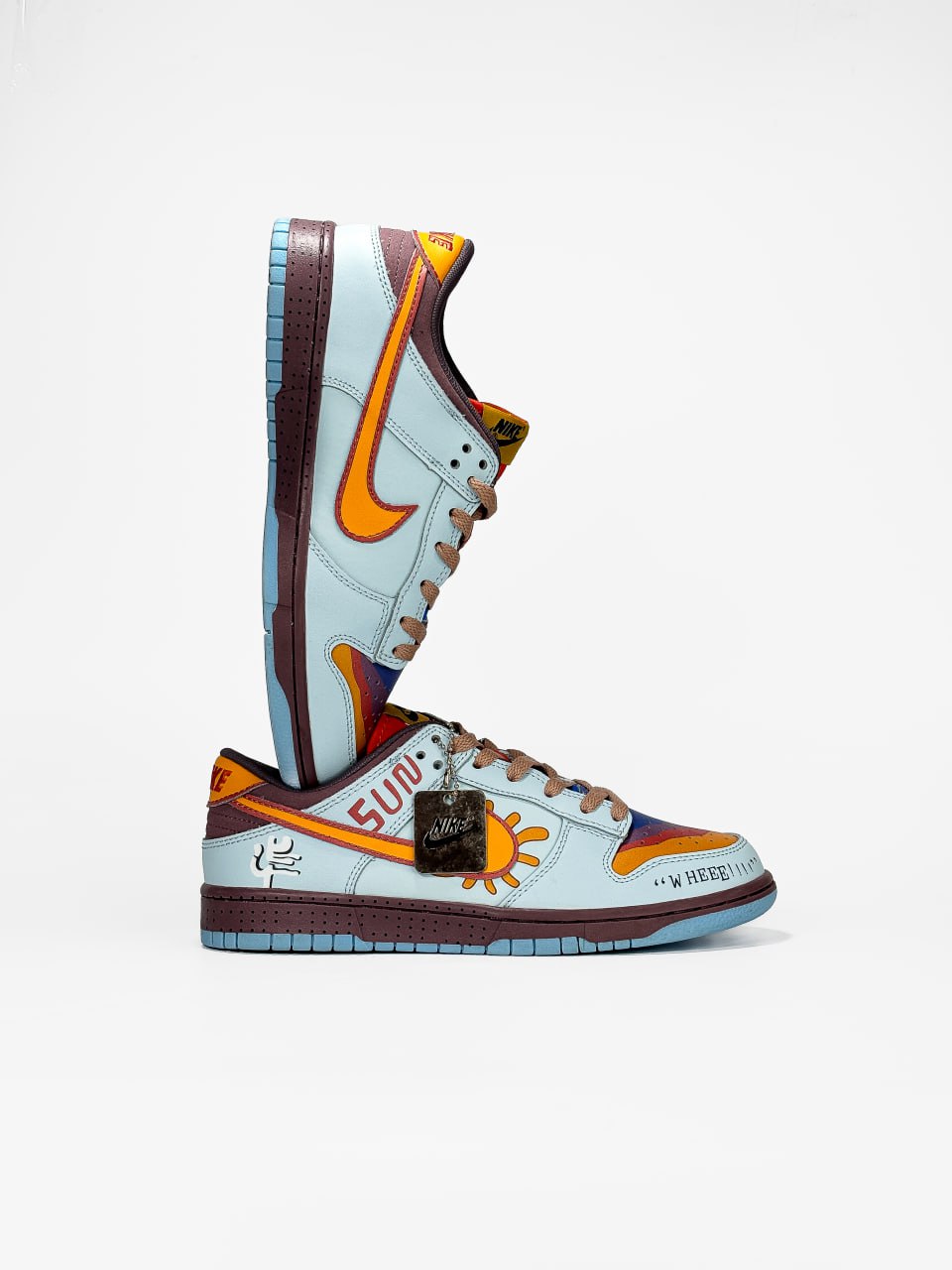 Nike SB Dunk Sun Club