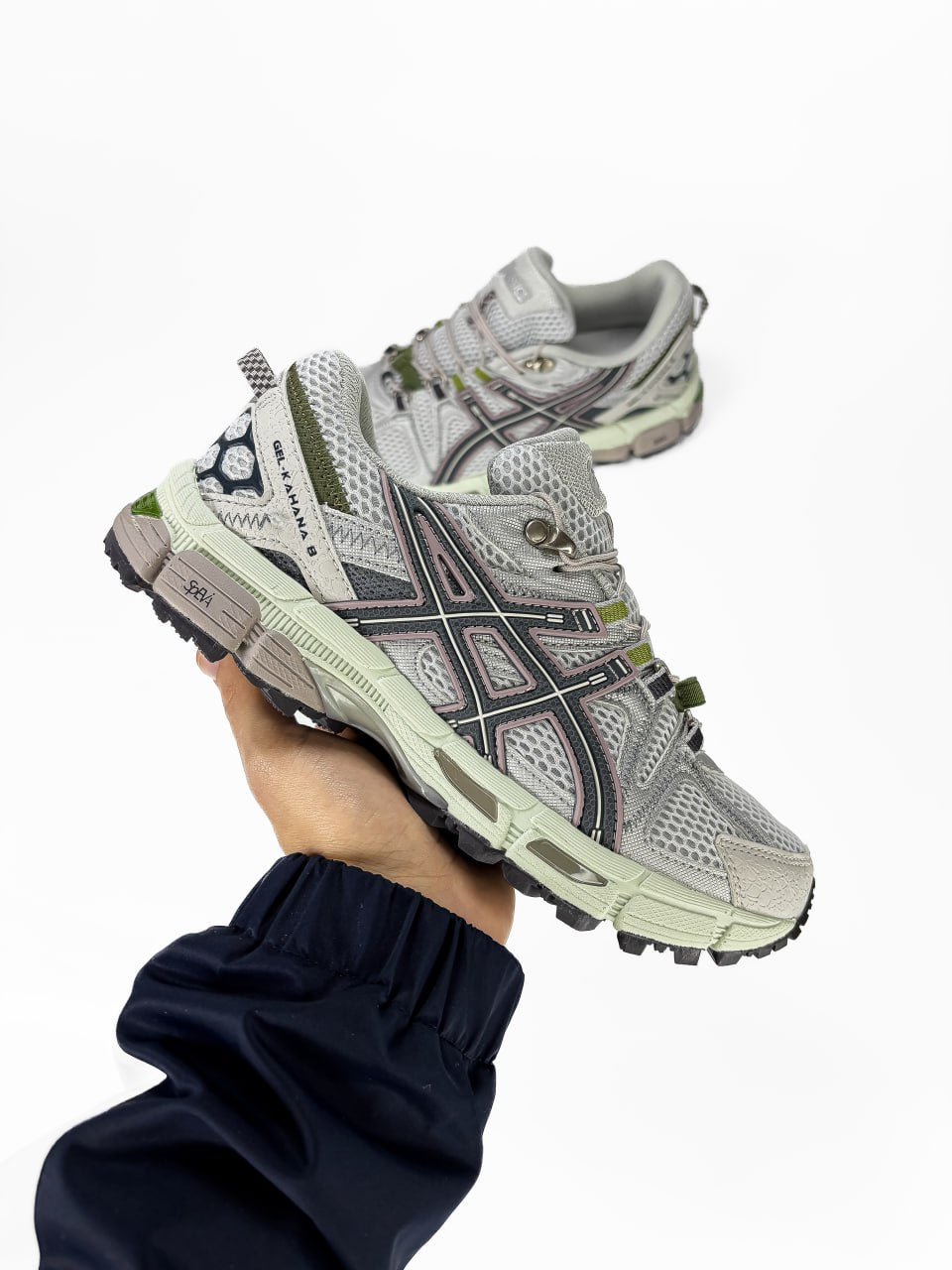 Asics Gel Kahana 8 Beige Haki