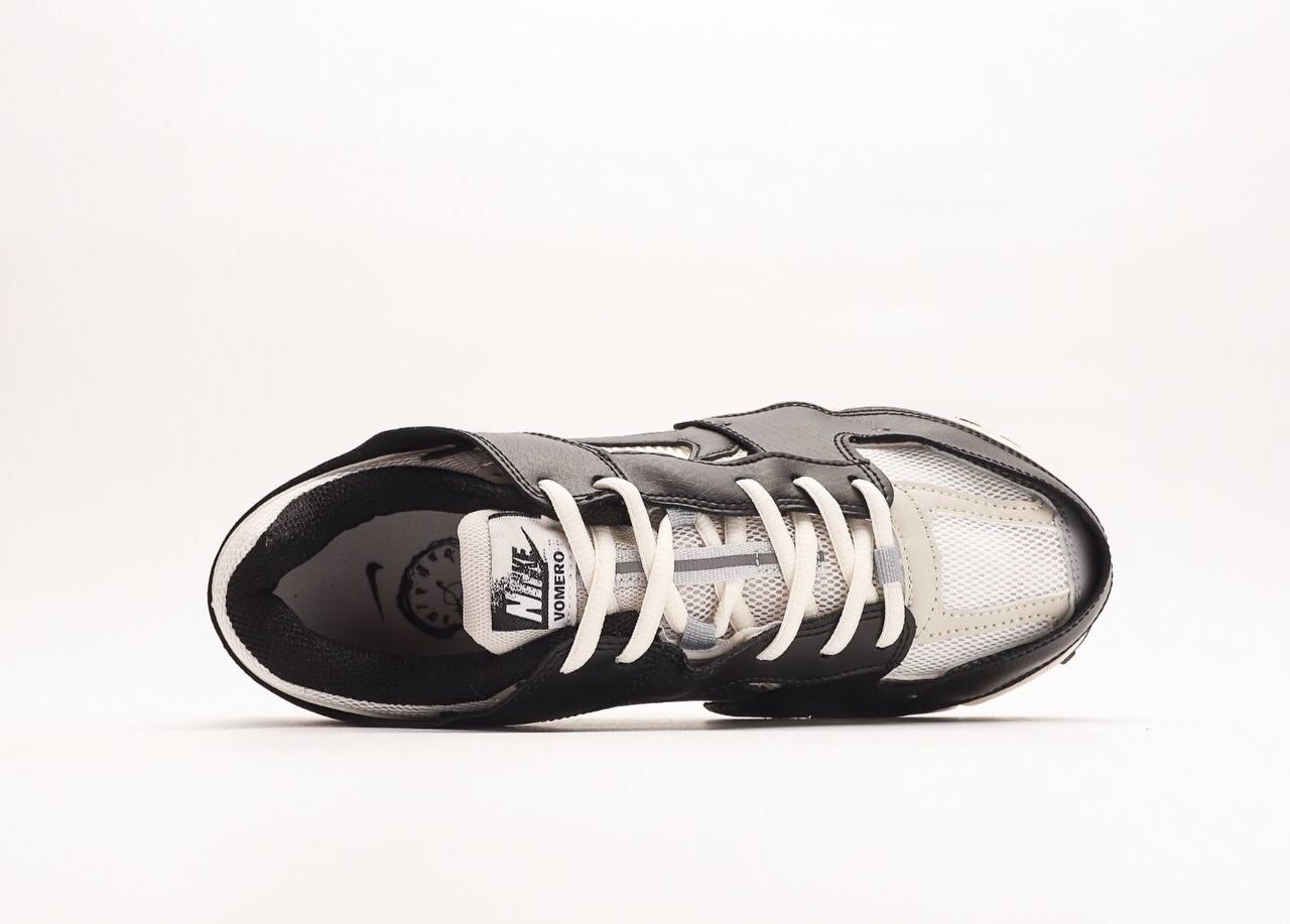 Nike Vomero 5 Timeless