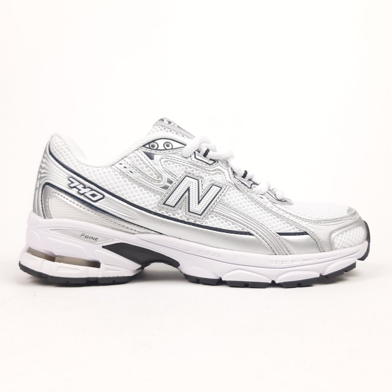 New Balance 740 White Silver