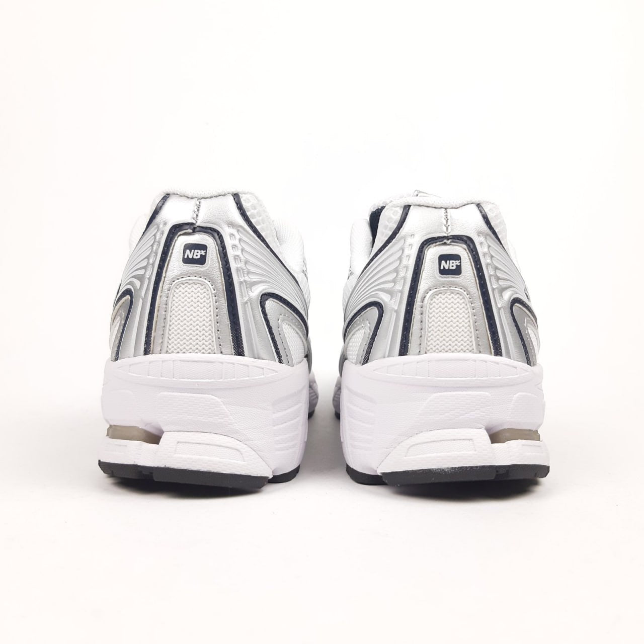 New Balance 740 White Silver