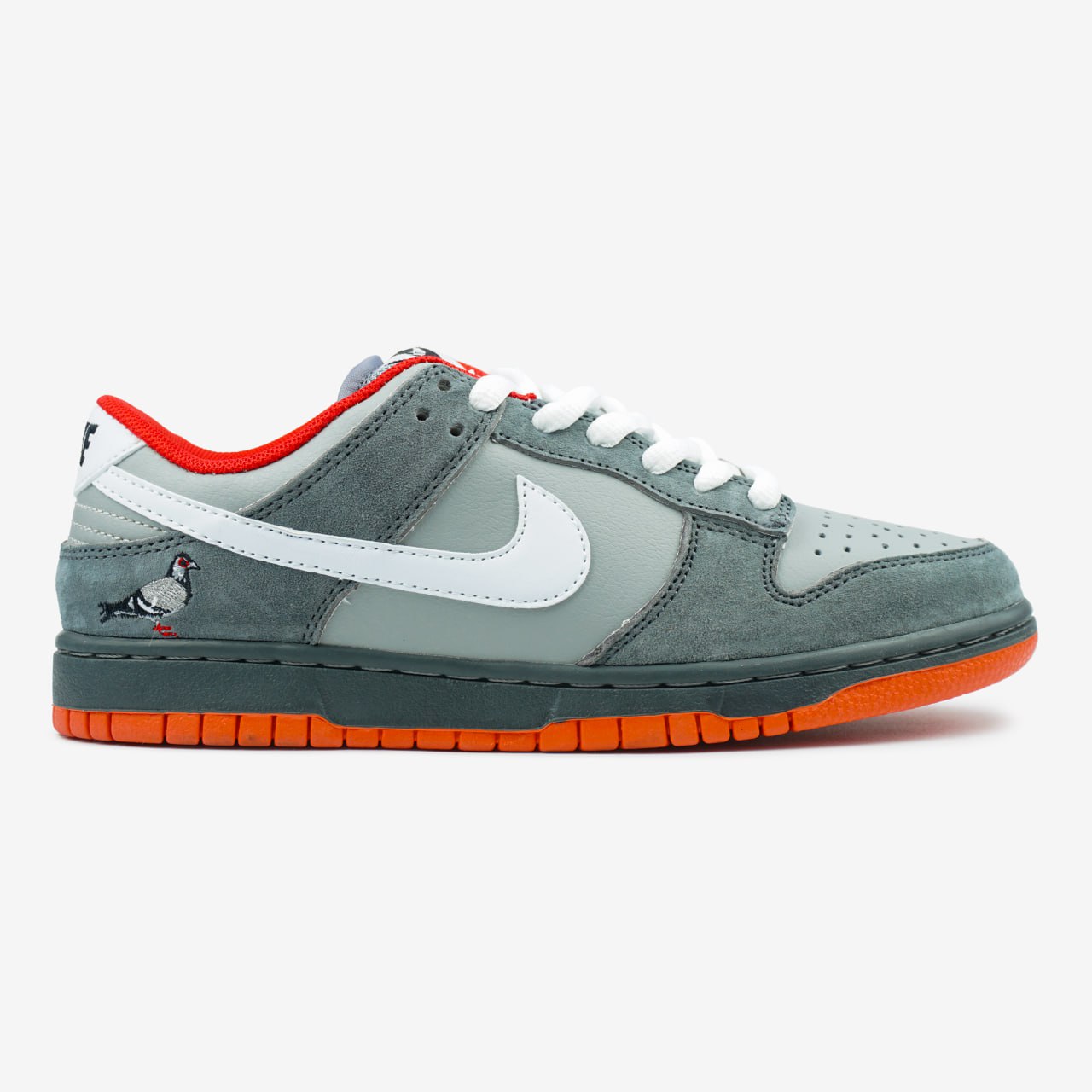 Nike SB Dunk Low Staple NYC Pigeon