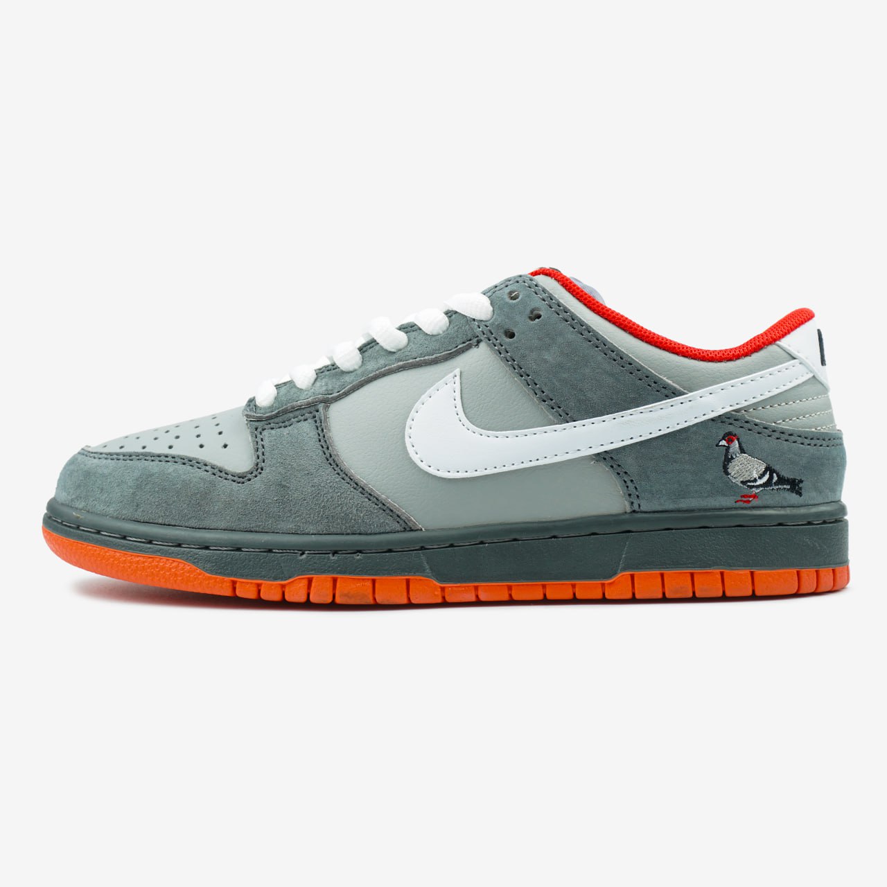 Nike SB Dunk Low Staple NYC Pigeon