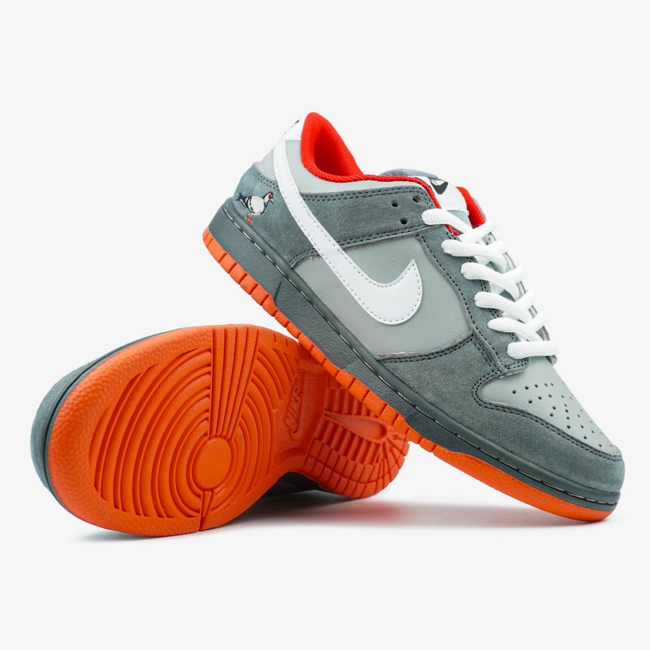 Nike SB Dunk Low Staple NYC Pigeon