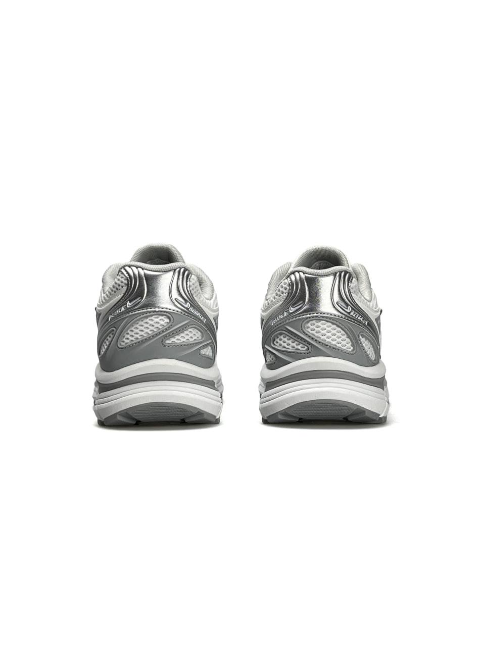Nike Air Zoom Fire White Silver Grey
