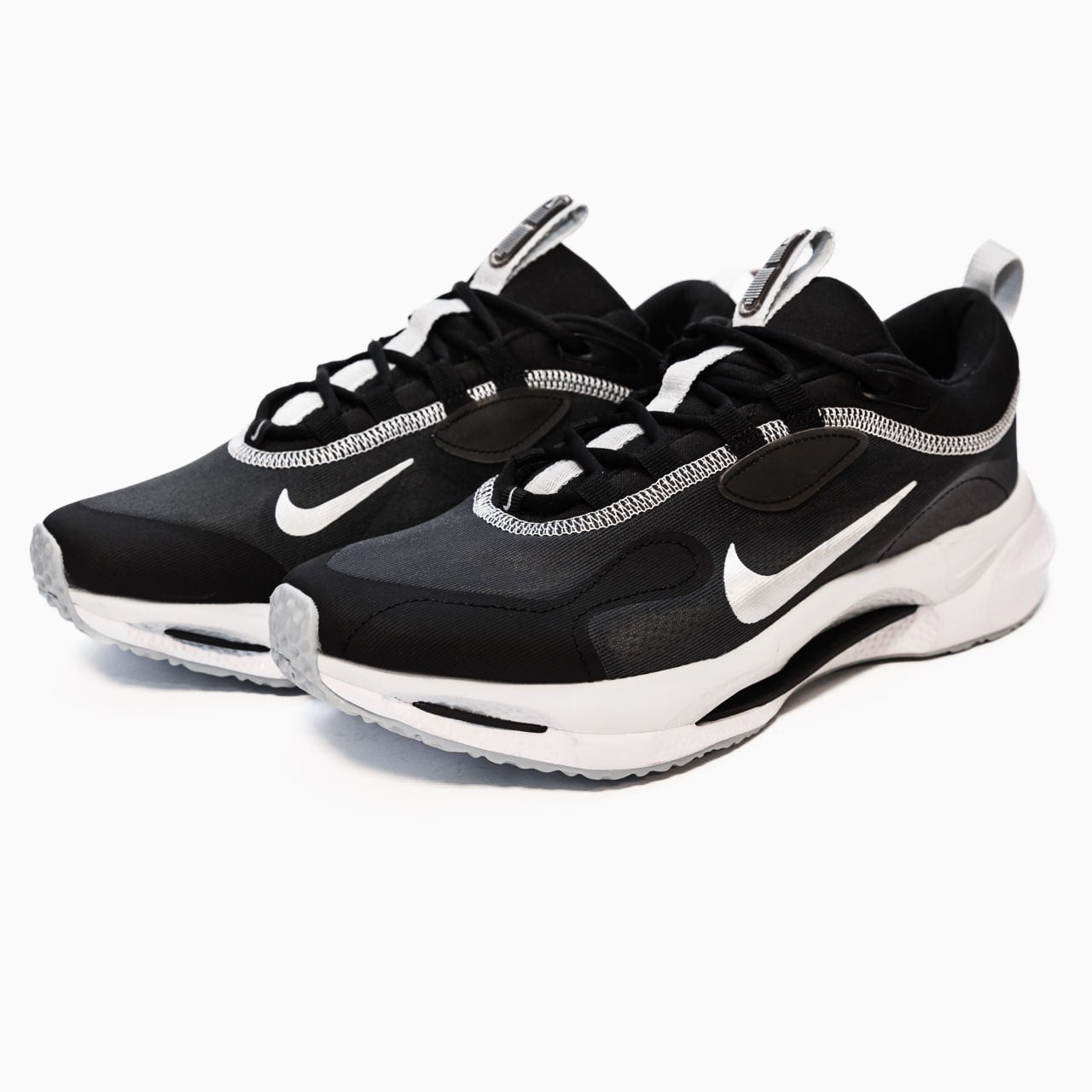 Nike Spark Flyknit Black White