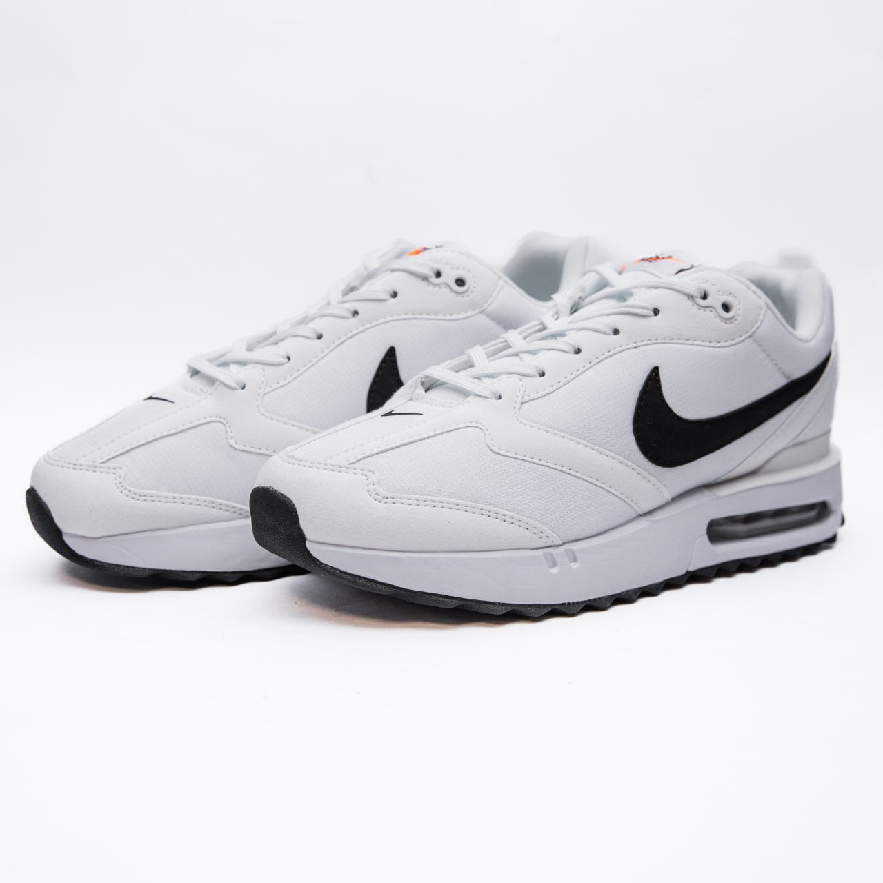 Nike Air Max Dawn White Black Logo