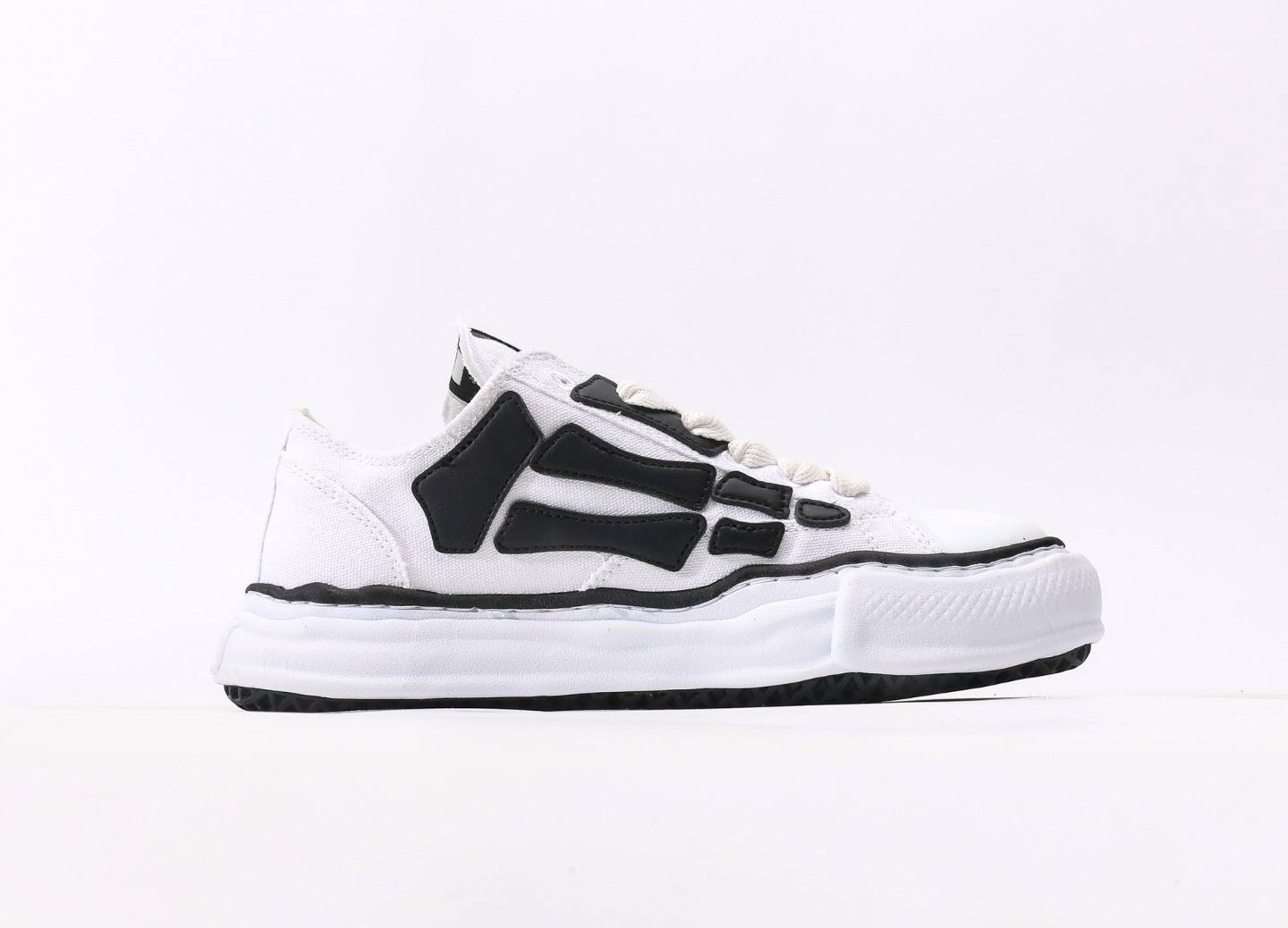 Maison Mihara Yasuhiro x Amiri White Black