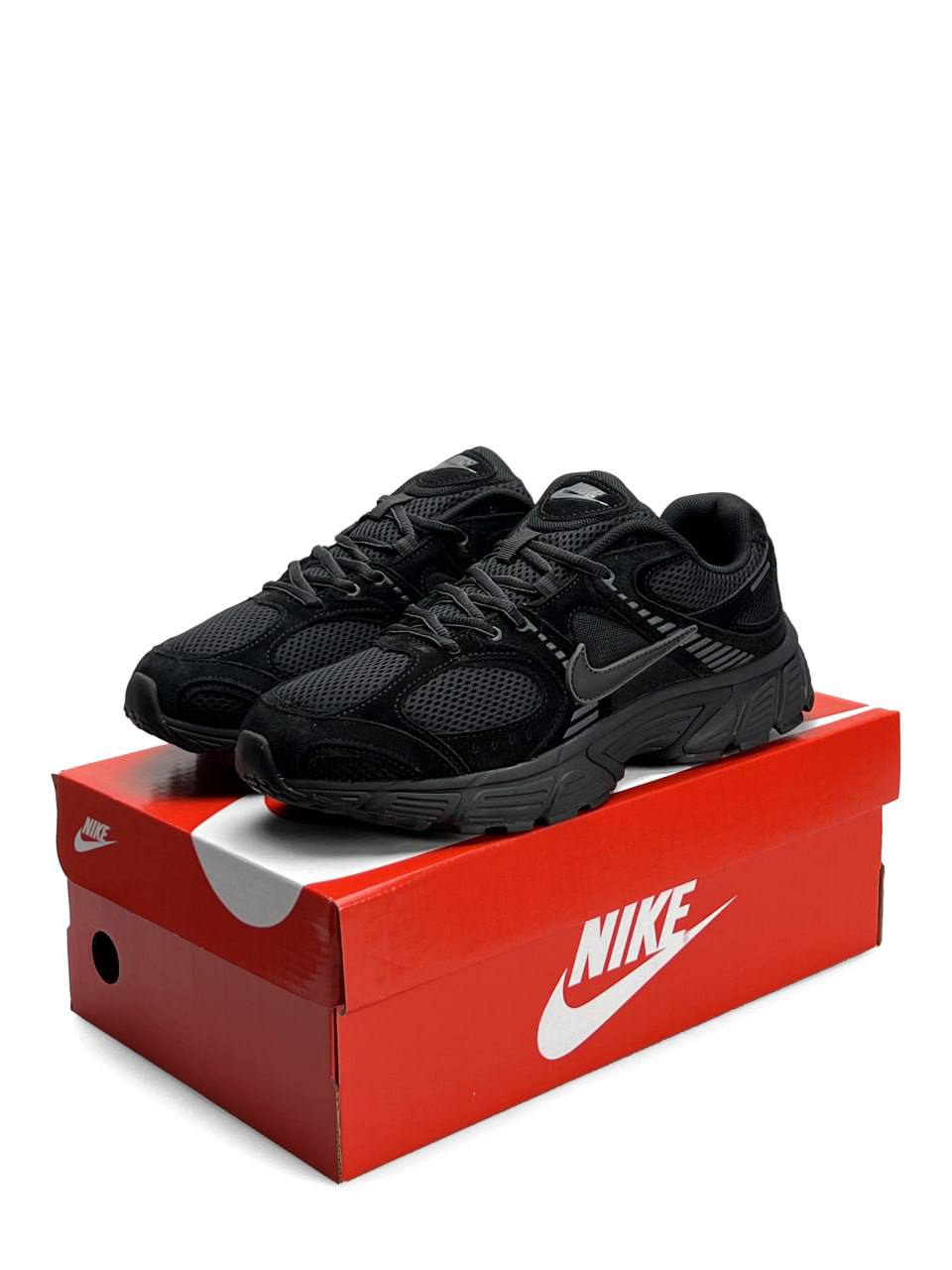Nike V5 RNR All Black