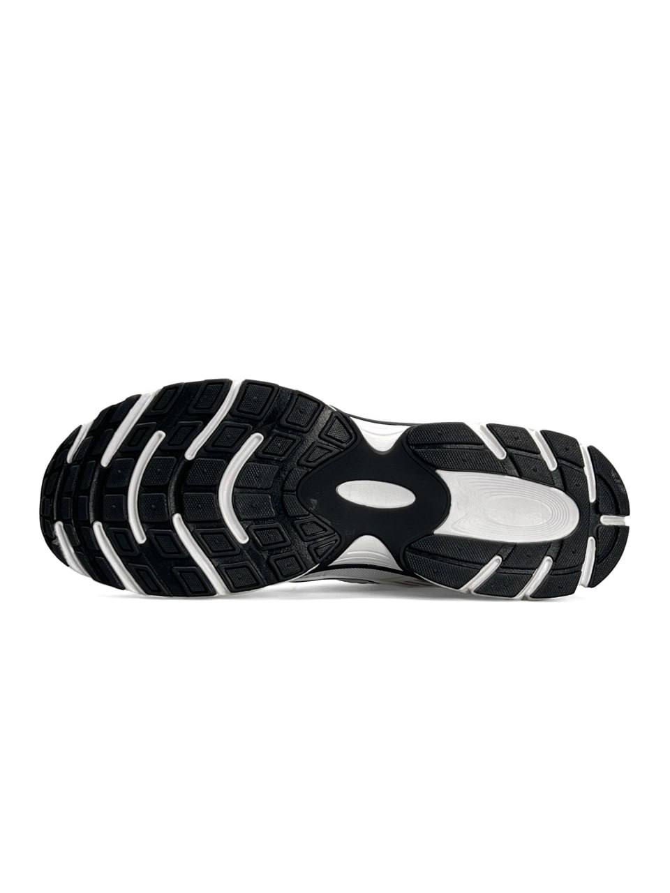 Nike V5 RNR White Black