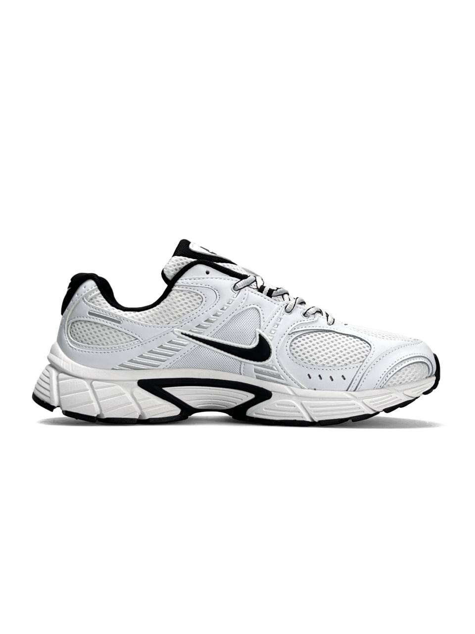 Nike V5 RNR White Black