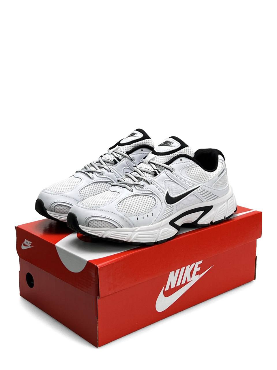 Nike V5 RNR White Black