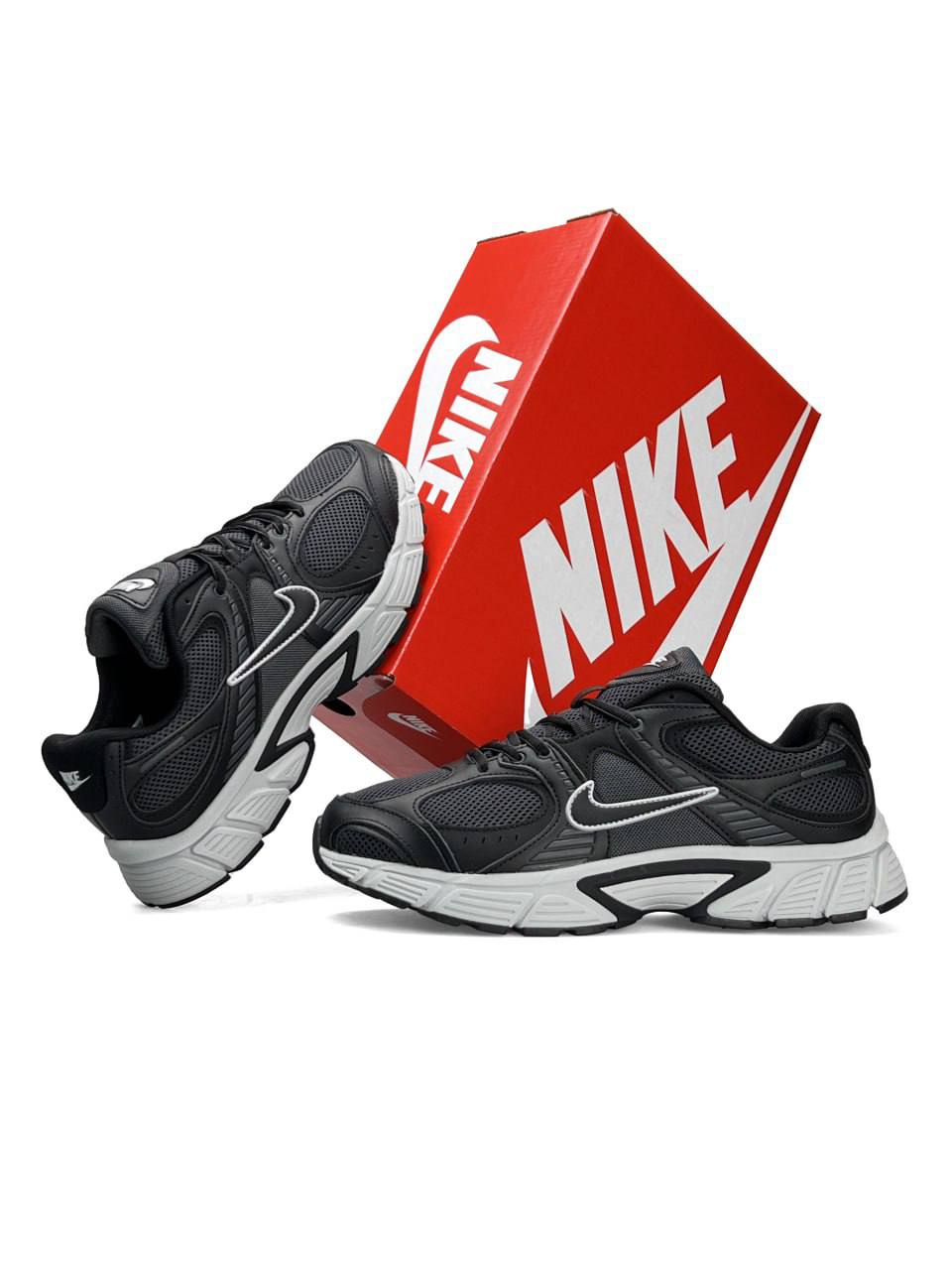 Nike V5 RNR Black Grey