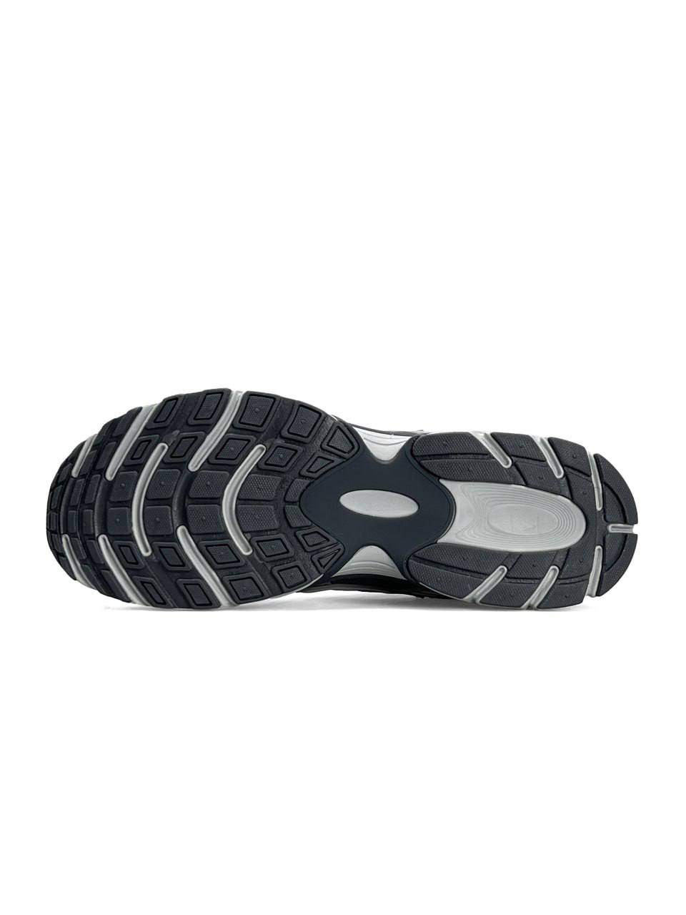 Nike V5 RNR Grey